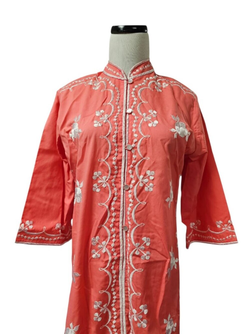 60s - 70s Caro of Honolulu embroidered kaftan dress . size 10 . Philippine made - Picture 4 of 16